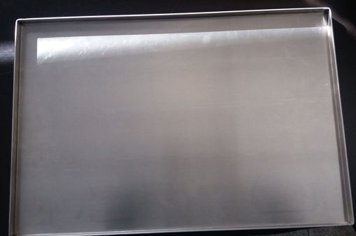 Imagem de Tabuleiro de alumínio liso  com aba a 90º - 600x400mm